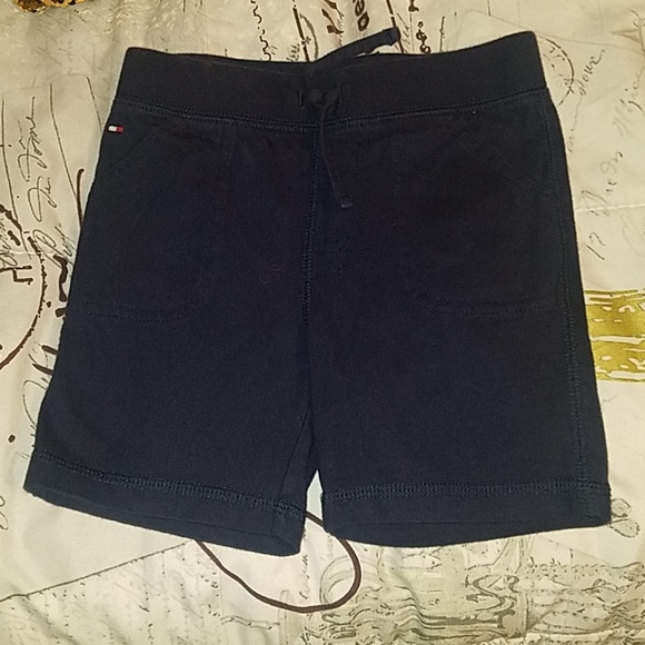 Tommy hilfiger shorts - Picture 1 of 4